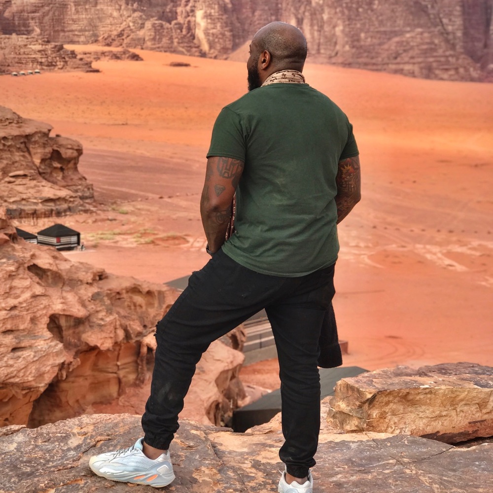 Meet your Posher, Todd